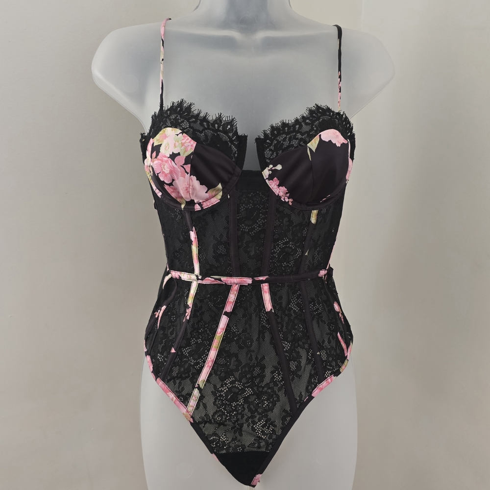 FOR LOVE & LEMONS x Victorias Secret Melrose Bodysuit w/Matching Skirt - Picture 4 of 13